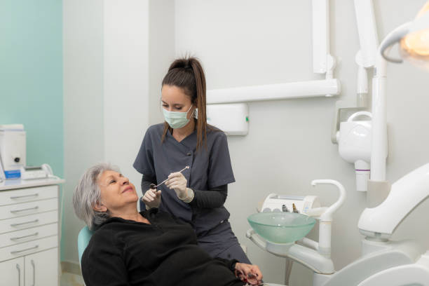 Best Broken or Cracked Tooth Emergency Dentist in Apollo Beach, FL
